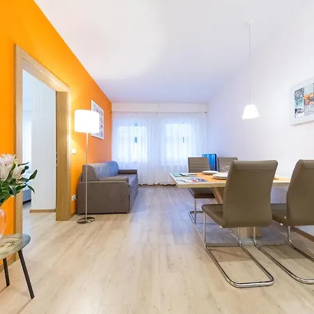 Charme Apartment *